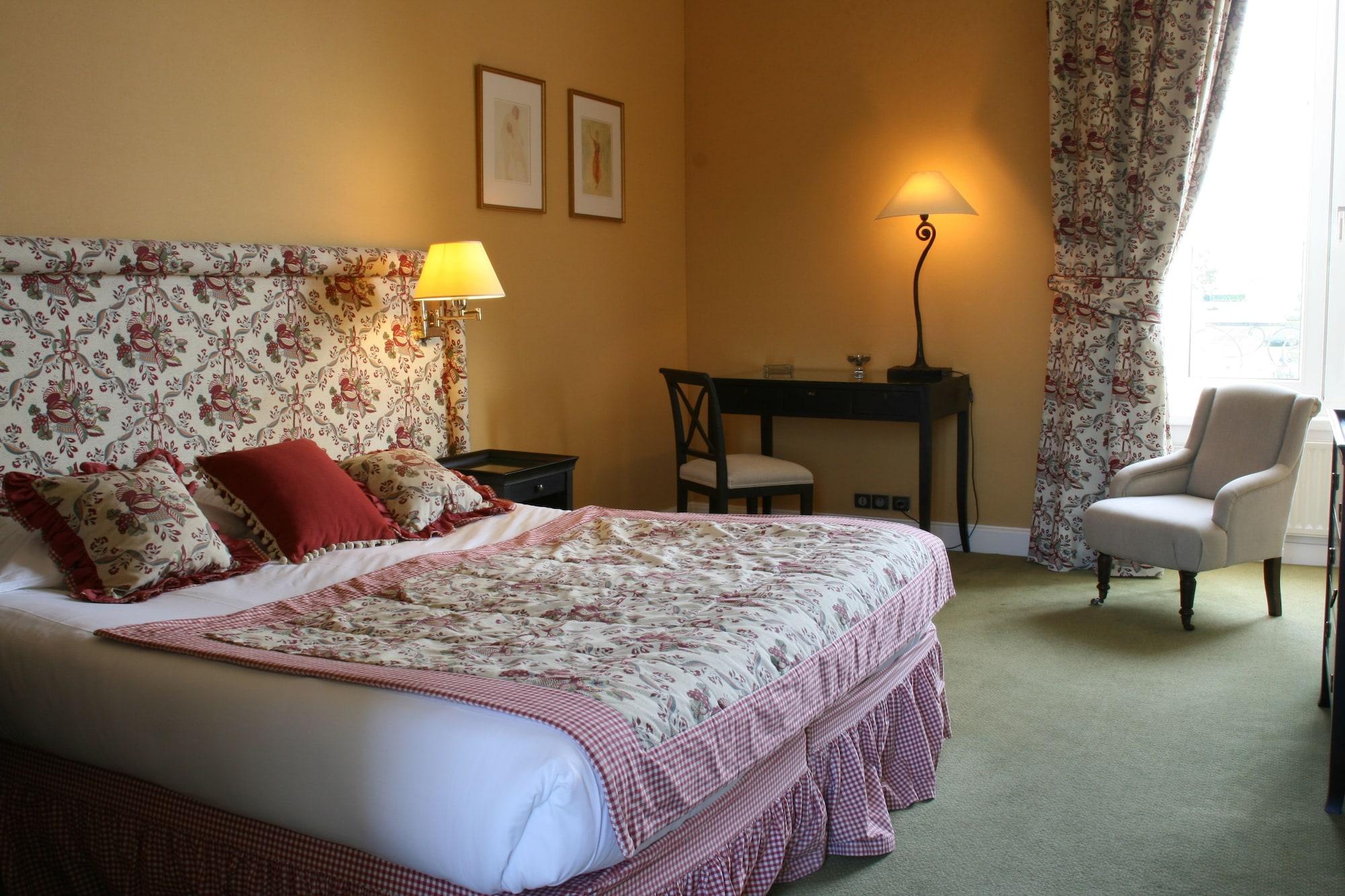 Grand Hotel "Chateau De Sully" - Piscine & Spa -Teritoria Sully  Ngoại thất bức ảnh