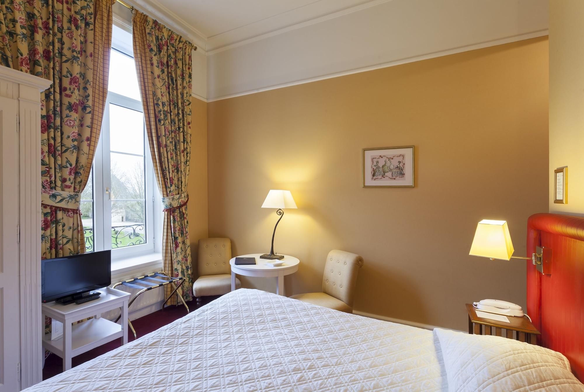 Grand Hotel "Chateau De Sully" - Piscine & Spa -Teritoria Sully  Ngoại thất bức ảnh