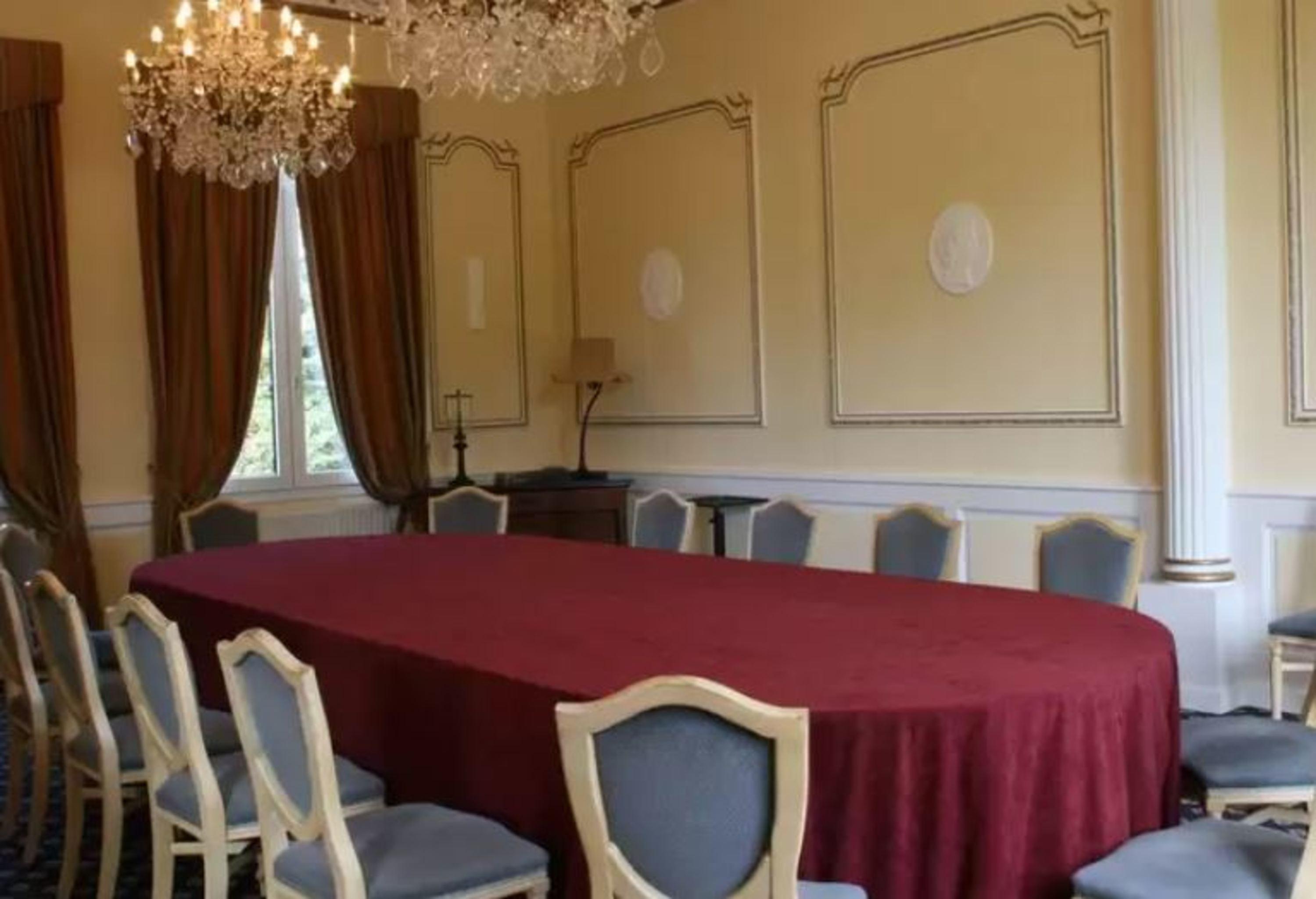 Grand Hotel "Chateau De Sully" - Piscine & Spa -Teritoria Sully  Ngoại thất bức ảnh