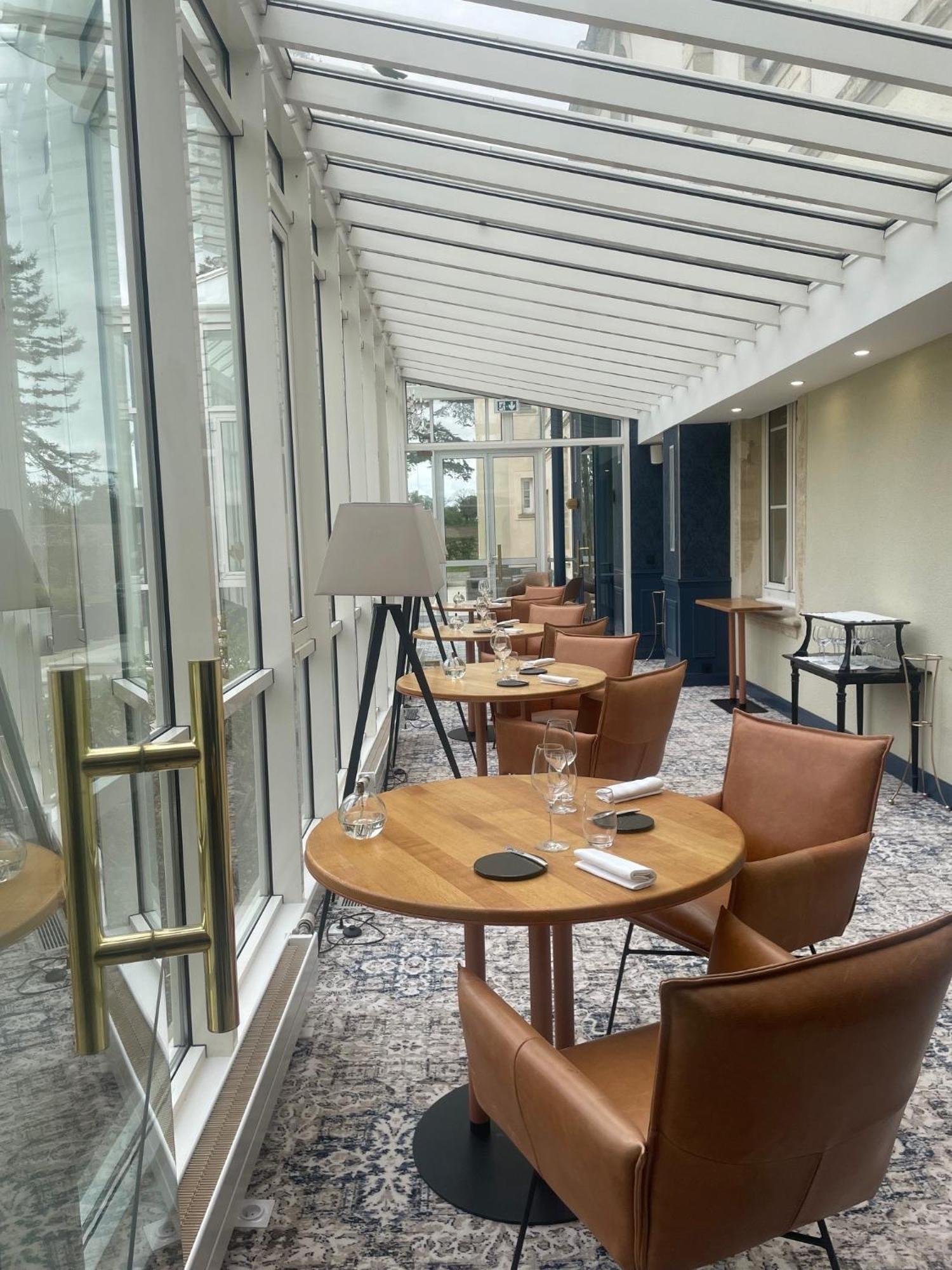 Grand Hotel "Chateau De Sully" - Piscine & Spa -Teritoria Sully  Ngoại thất bức ảnh