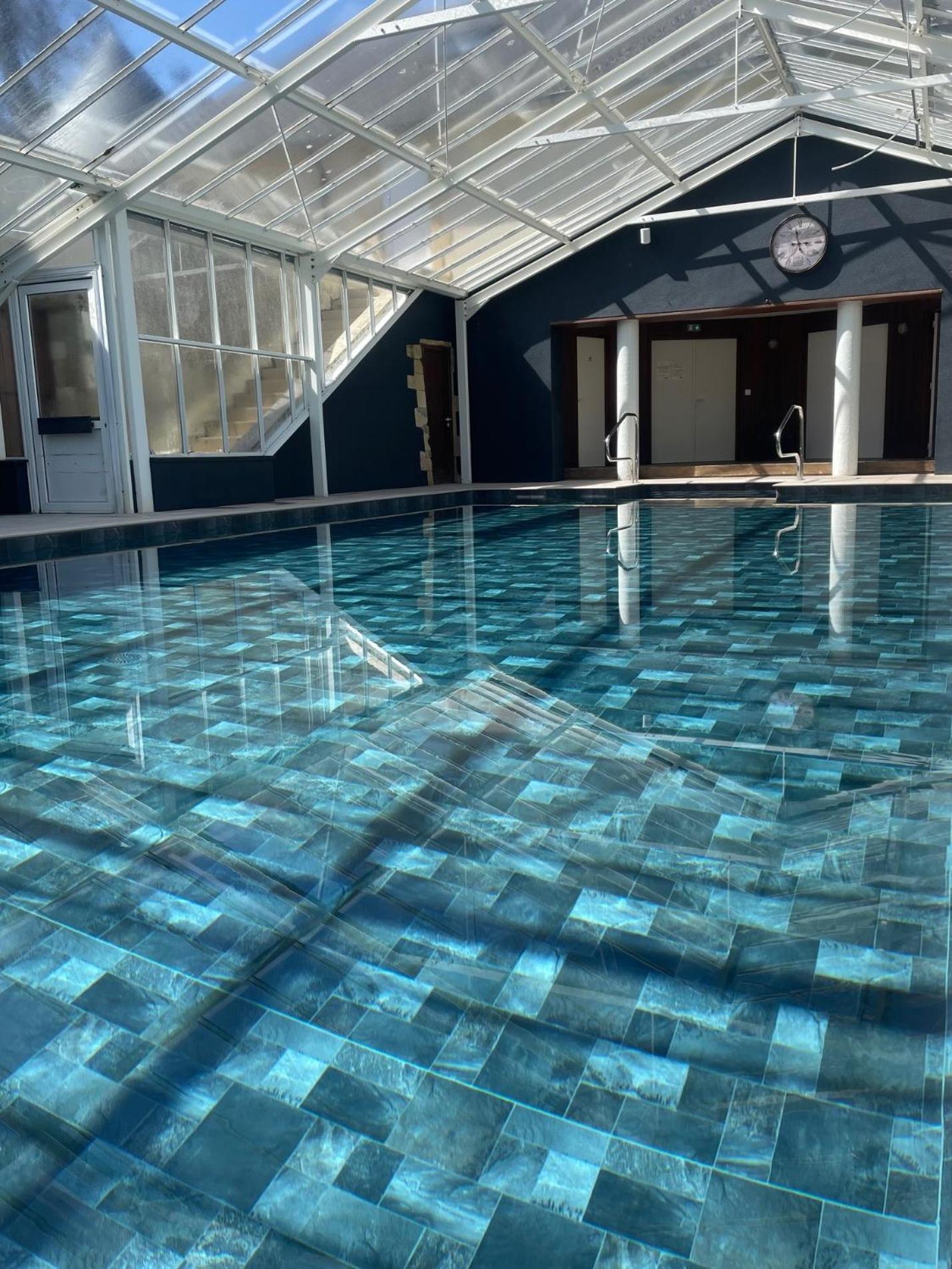 Grand Hotel "Chateau De Sully" - Piscine & Spa -Teritoria Sully  Ngoại thất bức ảnh